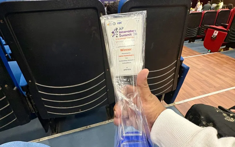 DeepTech Innovation Award trophy presented to Vahini Technologies at the AP Innovators Summit 2026, Visakhapatnam